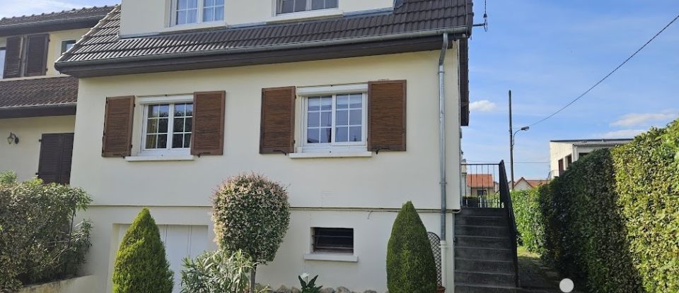 Traditional house 5 rooms of 82 m² in Viry-Châtillon (91170)