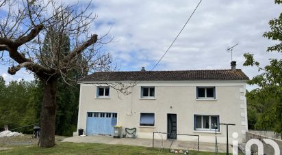 Maison traditionnelle 8 pièces de 144 m² à Celles-sur-Belle (79370)