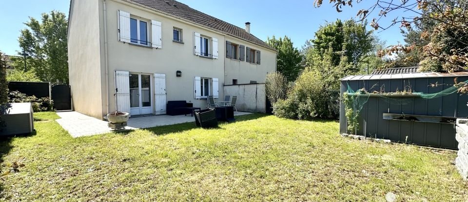 House 5 rooms of 104 m² in Étampes (91150)