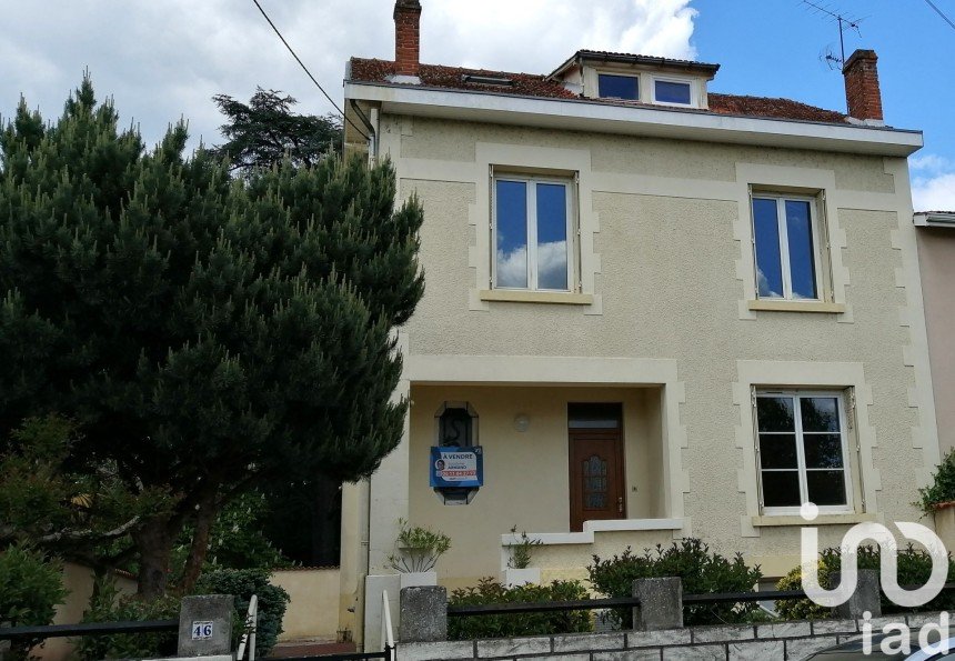 Maison 5 pièces de 147 m² à Bergerac (24100)