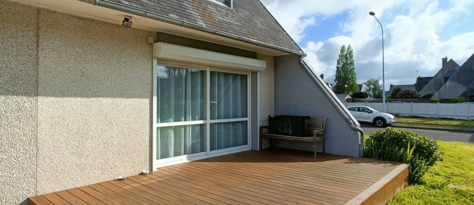 Pavilion 5 rooms of 89 m² in Lannion (22300)