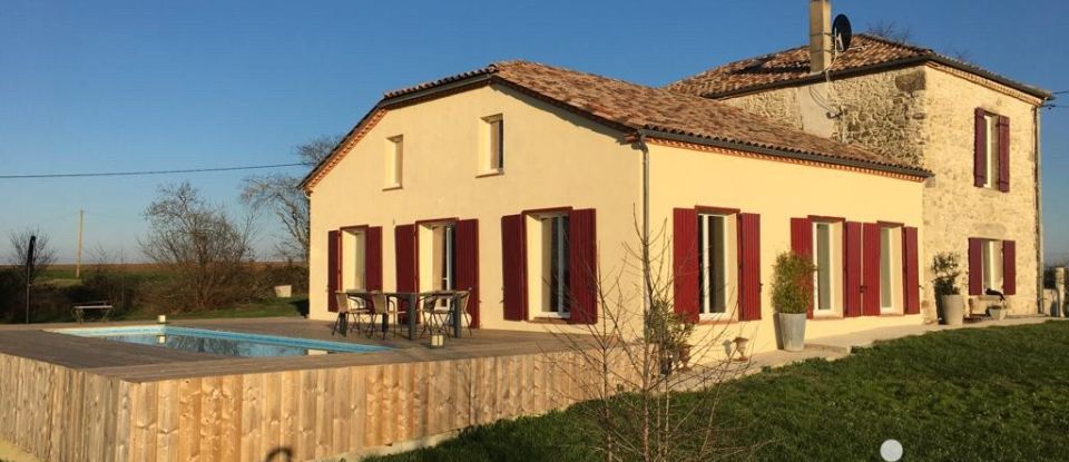 Country house 10 rooms of 286 m² in Lavardac (47230)