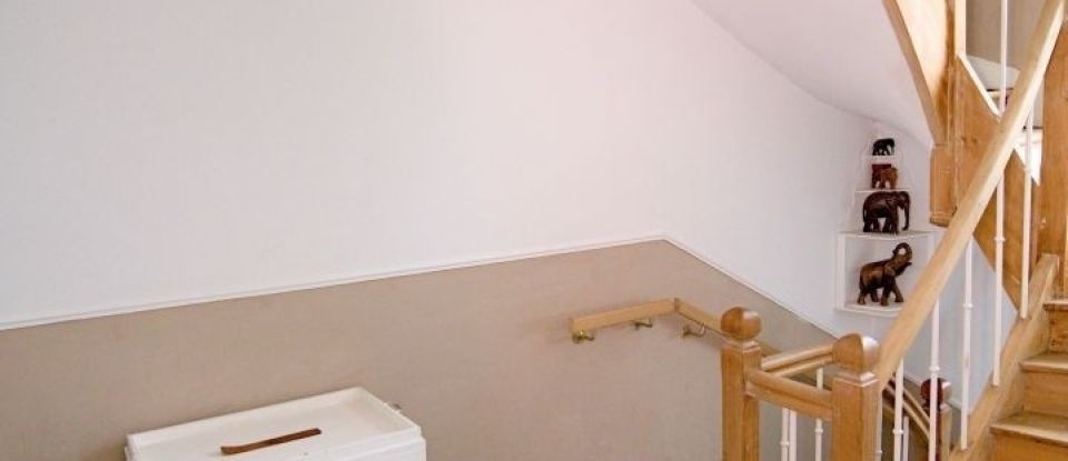 Town house 7 rooms of 145 m² in Reims (51100)