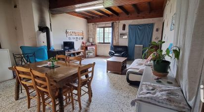 Country house 4 rooms of 126 m² in Chantecoq (45320)