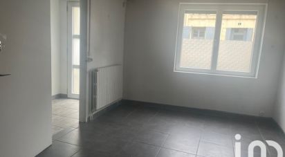 Town house 5 rooms of 116 m² in Longué-Jumelles (49160)