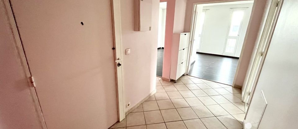 Appartement 4 pièces de 80 m² à Éragny (95610)