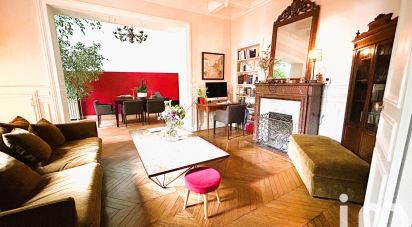 House 8 rooms of 232 m² in Colombes (92700)