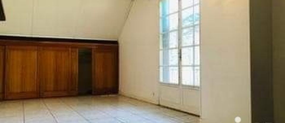 Traditional house 6 rooms of 165 m² in Ervauville (45320)