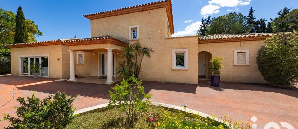 Traditional house 7 rooms of 241 m² in Beaulieu (34160)