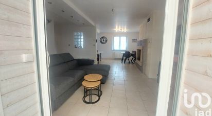 House 6 rooms of 130 m² in Sortosville-en-Beaumont (50270)