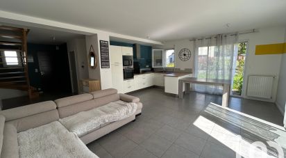 House 5 rooms of 104 m² in Bouée (44260)