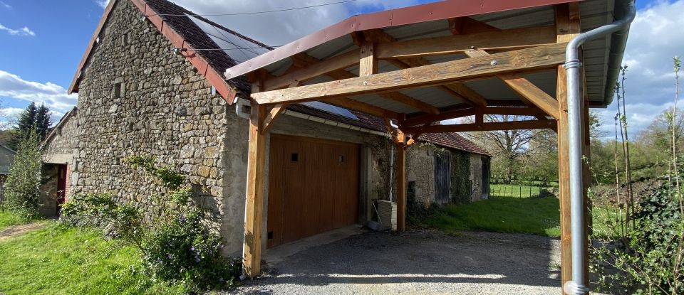 Maison de campagne 4 pièces de 128 m² à Sainte-Feyre (23000)