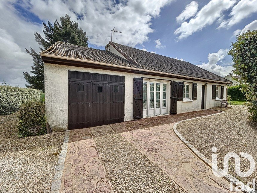 Maison de village 4 pièces de 105 m² à Bray-sur-Seine (77480)