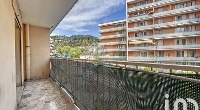 Appartement 4 pièces de 83 m² à Nice (06300)
