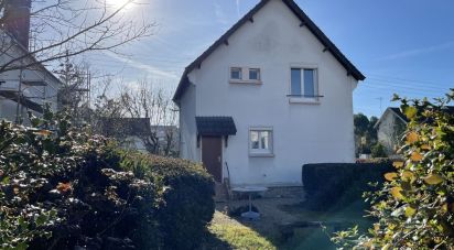 House 4 rooms of 74 m² in Bourges (18000)