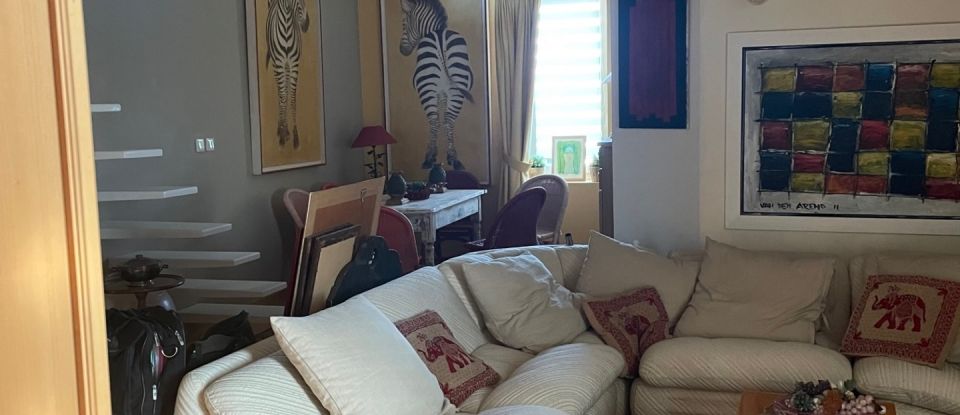 Apartment 4 rooms of 93 m² in L'Isle-sur-la-Sorgue (84800)