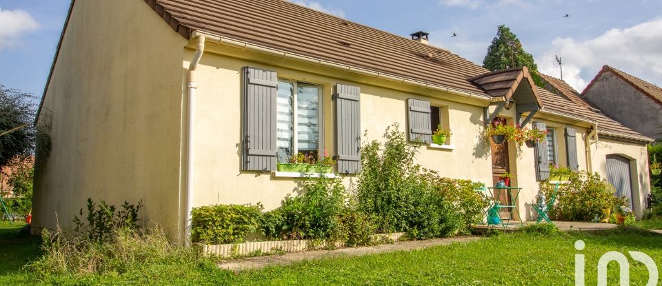 Maison 5 pièces de 100 m² à Armentières-en-Brie (77440)