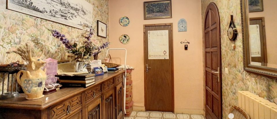 Traditional house 12 rooms of 386 m² in Beauchamp (95250)