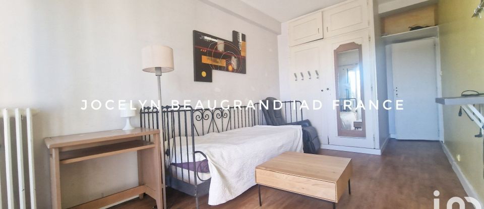 Appartement 3 pièces de 70 m² à Toulon (83200)