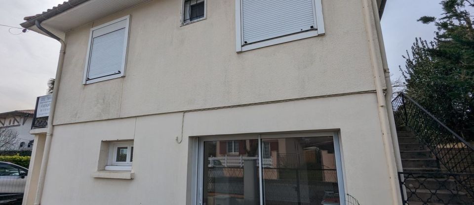 Appartement 3 pièces de 56 m² à Villenave-d'Ornon (33140)