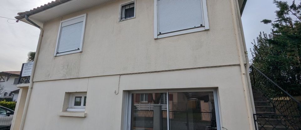 Appartement 2 pièces de 49 m² à Villenave-d'Ornon (33140)