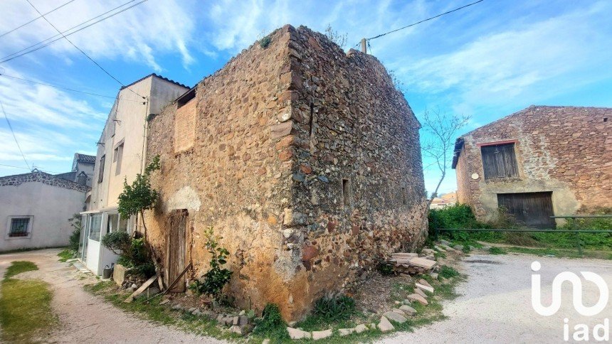 Village house 3 rooms of 53 m² in La Crau (83260)
