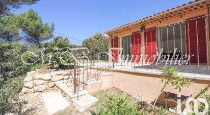 House 5 rooms of 155 m² in Grambois (84240)