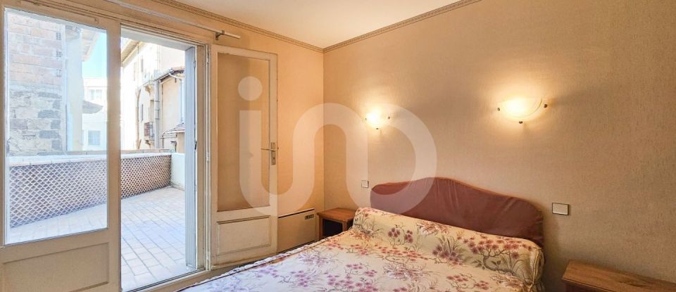 Apartment 3 rooms of 71 m² in Saint-Raphaël (83700)