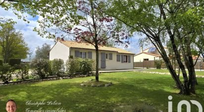 House 5 rooms of 106 m² in Chavagnes-en-Paillers (85250)