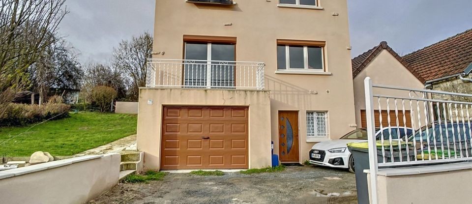 House 5 rooms of 141 m² in Villers-Cotterêts (02600)