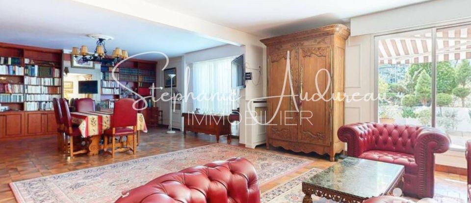 Apartment 5 rooms of 117 m² in Chevilly-Larue (94550)