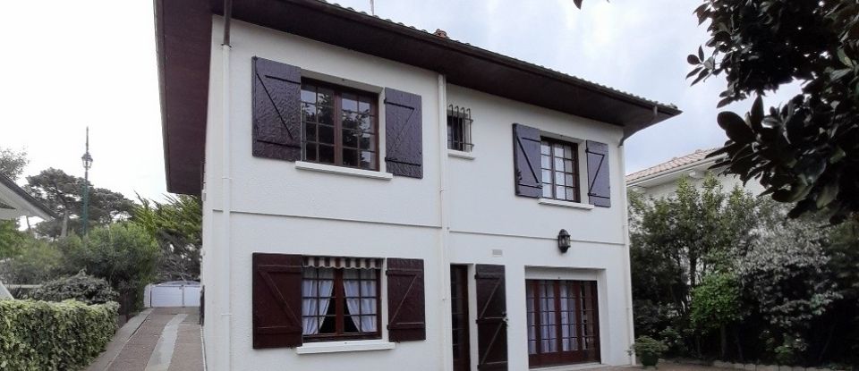 Maison traditionnelle 5 pièces de 126 m² à Arcachon (33120)