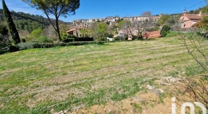 Land of 867 m² in Varages (83670)