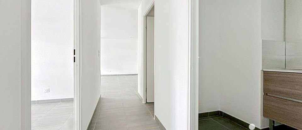 Appartement 3 pièces de 65 m² à Nîmes (30000)