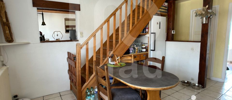 Town house 7 rooms of 108 m² in Saints (77120)