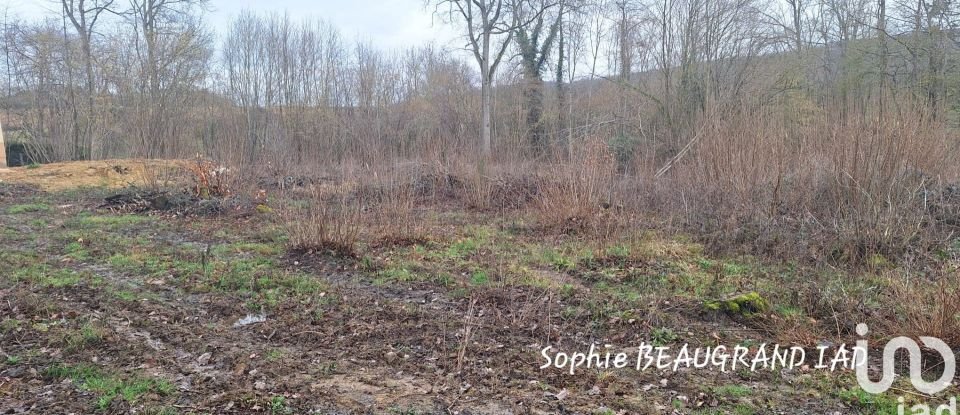 Land of 901 m² in Le Val d'Hazey (27600)