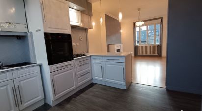 Apartment 3 rooms of 64 m² in Fougères (35300)