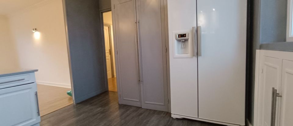 Apartment 3 rooms of 64 m² in Fougères (35300)