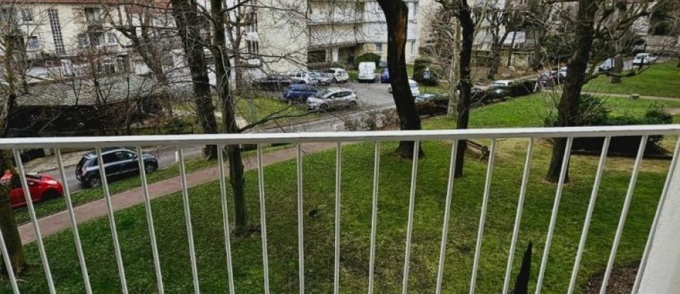 Appartement 4 pièces de 63 m² à Créteil (94000)