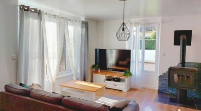 House 4 rooms of 84 m² in THAON-LES-VOSGES (88150)