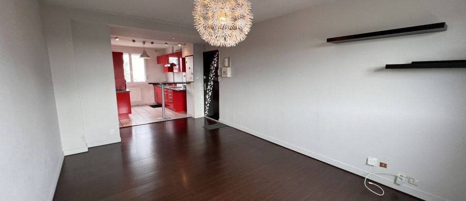 Apartment 3 rooms of 57 m² in La Chapelle-Saint-Luc (10600)