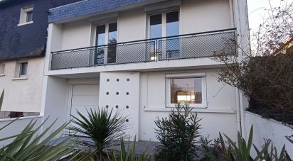House 5 rooms of 82 m² in Fougères (35300)