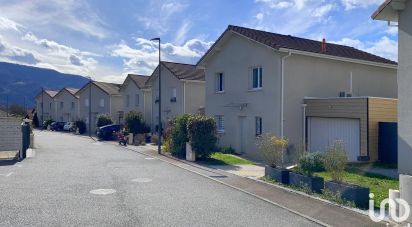 Maison 6 pièces de 115 m² à Montbonnot-Saint-Martin (38330)