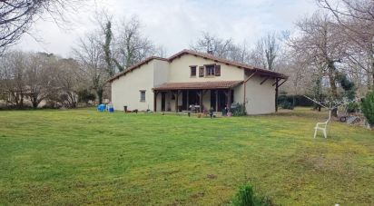 Traditional house 5 rooms of 154 m² in Carcans (33121)