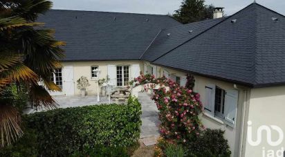 Traditional house 7 rooms of 230 m² in Monein (64360)