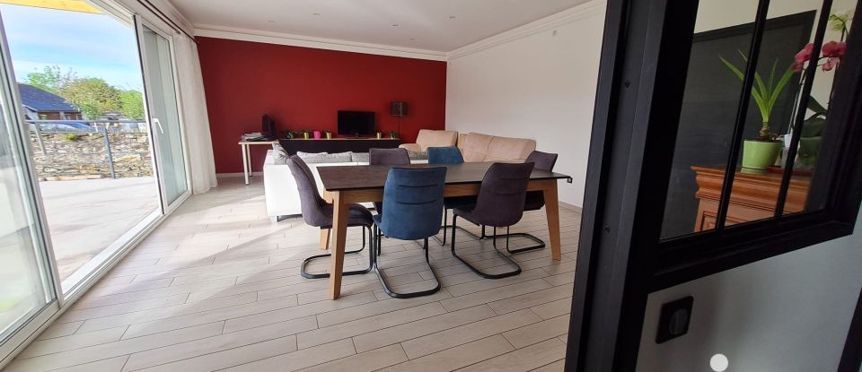 House 5 rooms of 137 m² in Thouaré-sur-Loire (44470)