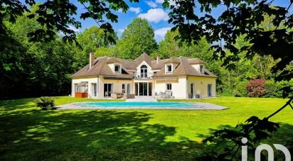 Architect house 8 rooms of 300 m² in Boissise-le-Roi (77310)