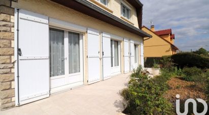 Maison traditionnelle 6 pièces de 110 m² à Charny (77410)