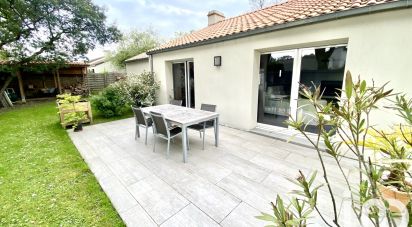 House 8 rooms of 198 m² in Basse-Goulaine (44115)