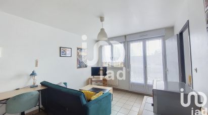 Apartment 2 rooms of 30 m² in Famars (59300)